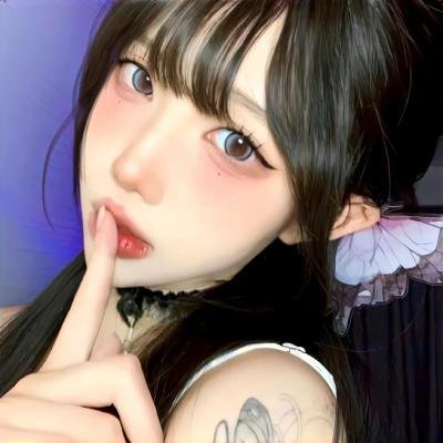 笼中女囚